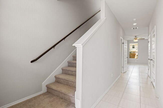 Building Photo - Like-New 3BR Home w/ Game Room, Quartz Kitchen & Large Backyard