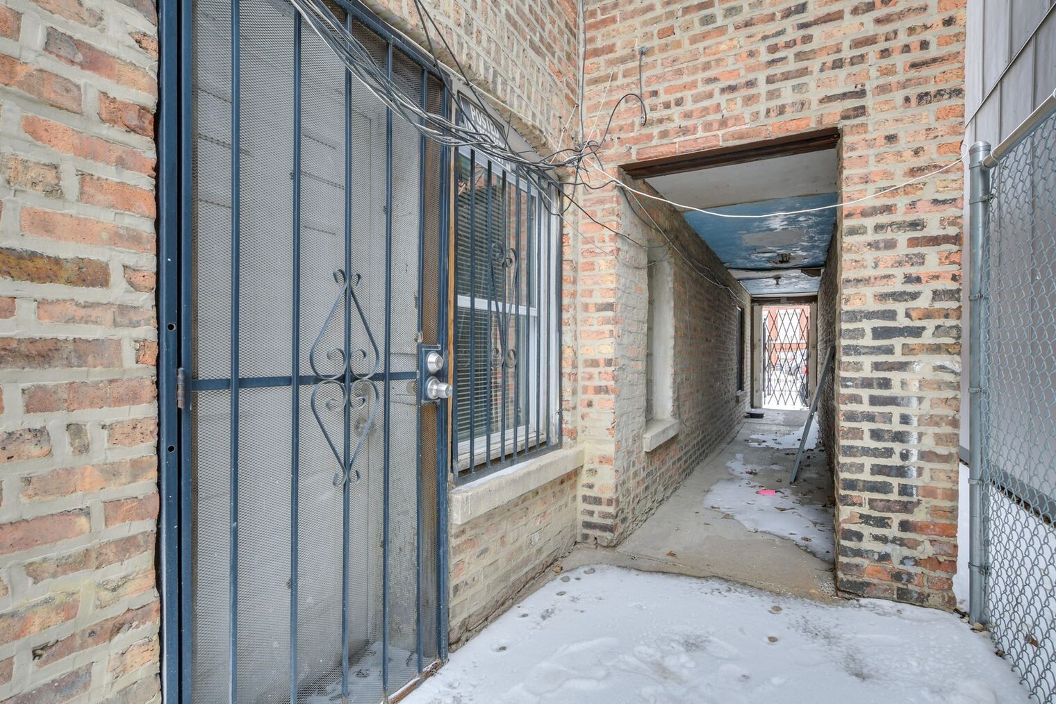 Building Photo - 3443 W Flournoy St