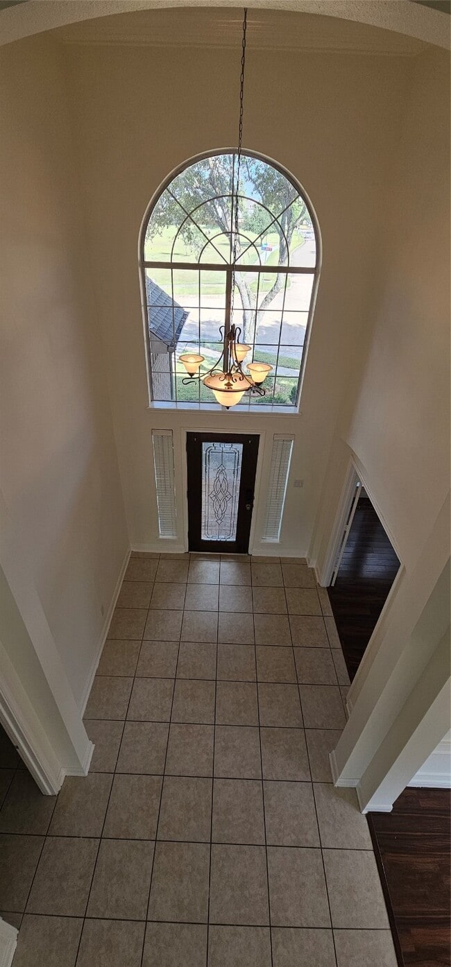 Building Photo - 6926 Sable River Dr