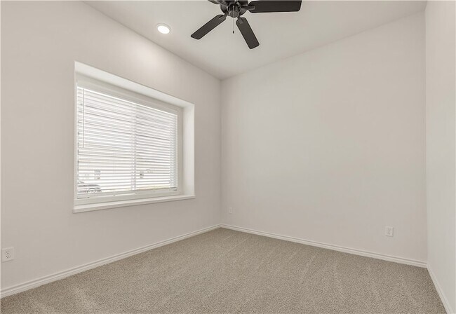 Building Photo - 3168 N Earl Rudder Fwy