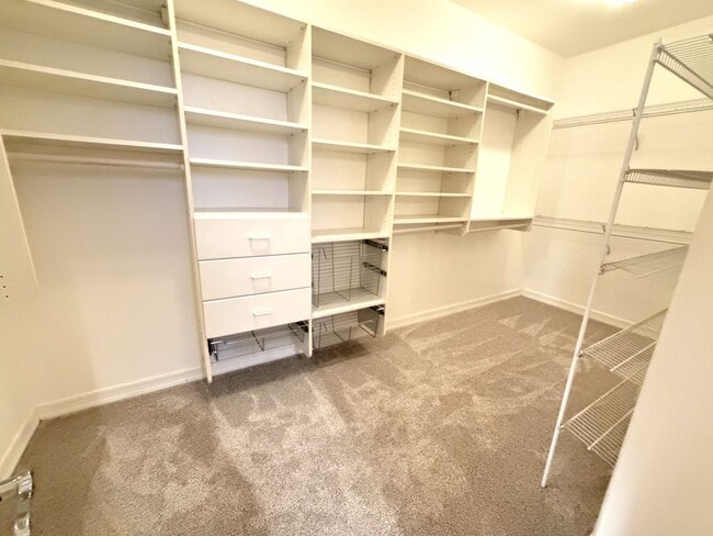 Building Photo - Enjoy warm sunsets, gentle sea breezes, and daily ocean views from this exceptional Aviara home.