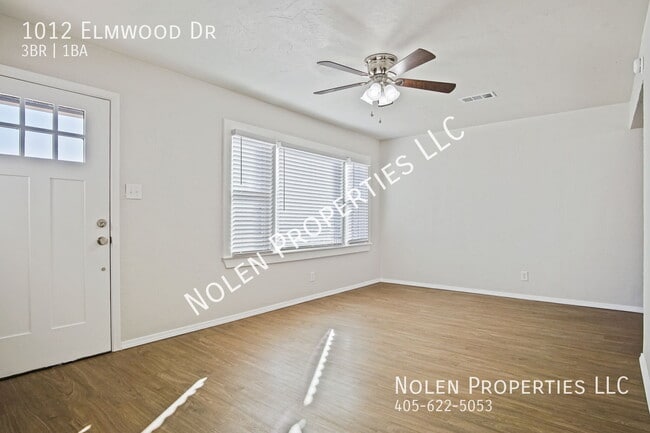 Building Photo - 1012 Elmwood Dr