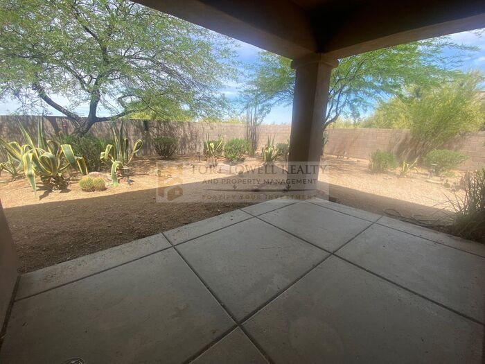 Building Photo - 31108 N 72nd Pl