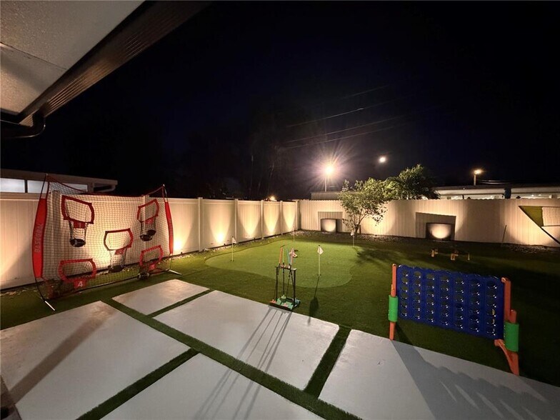 Building Photo - 2340 SW 42nd Way