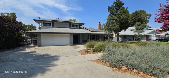 Primary Photo - 2051 Rancho Dr