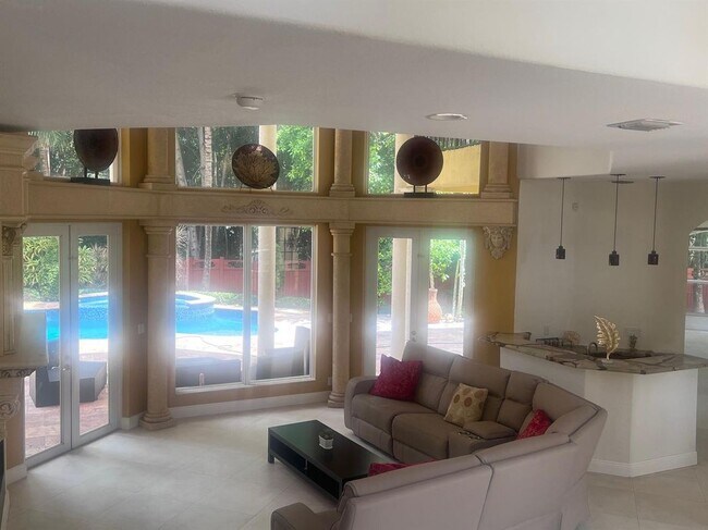 Building Photo - 6301 SW 58th Ct
