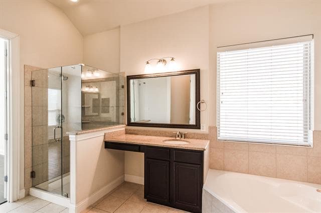 Building Photo - 11063 Paisano Dr