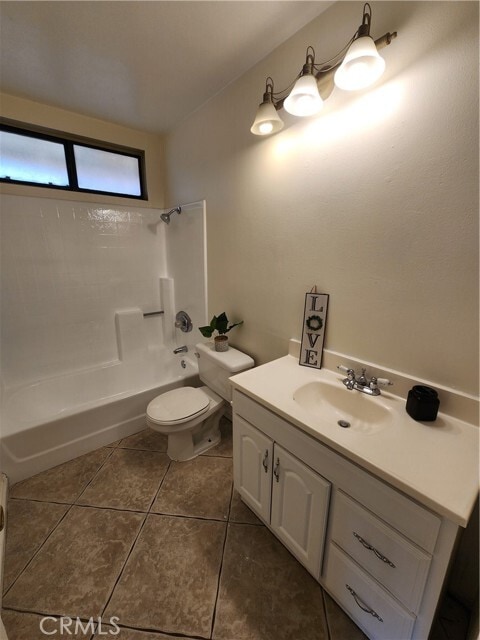 Building Photo - 6902 Blanchard Ave