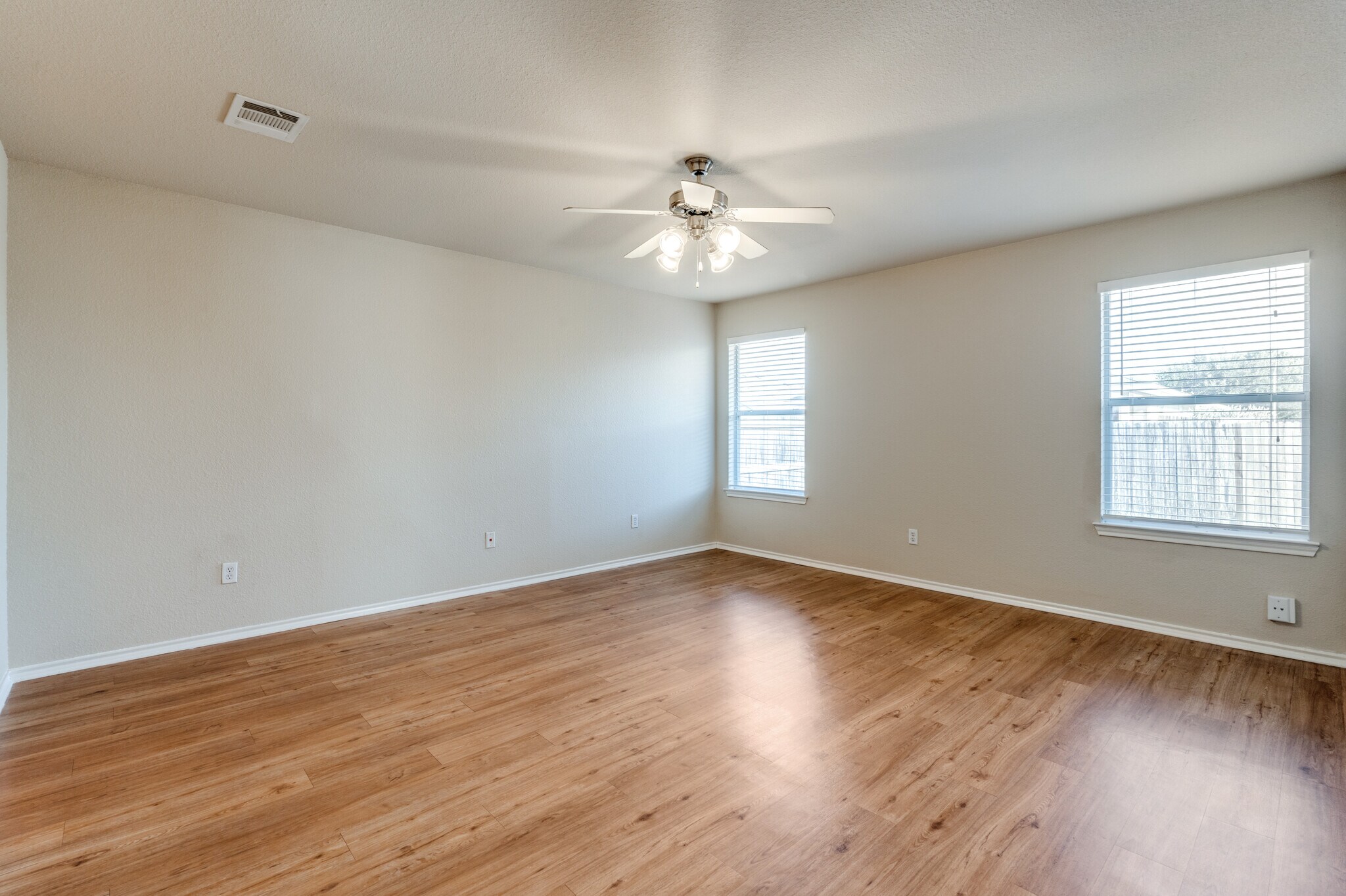 Building Photo - 361 Prickly Pear Dr