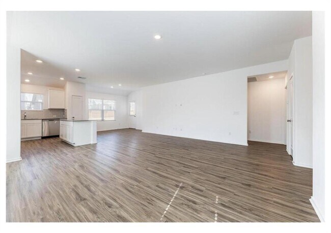 Building Photo - 381 Jack Ryan