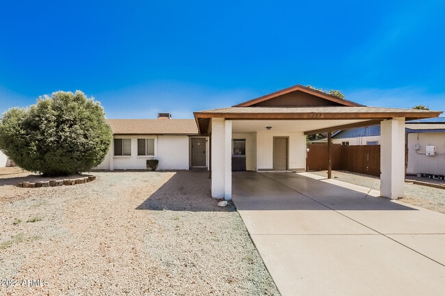 Primary Photo - 337 W Kristal Way