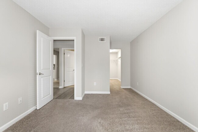 Building Photo - 3650 Ashford Dunwoody Rd