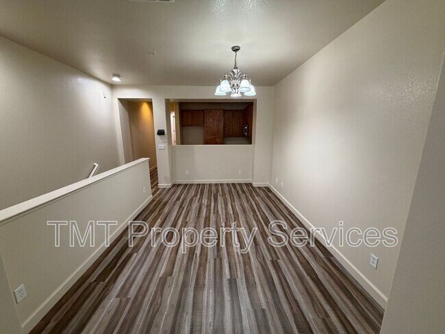 Building Photo - 8120 Crystal Walk Cir