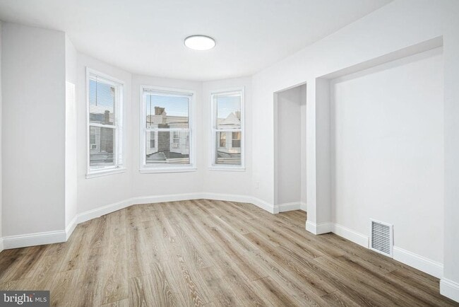 Building Photo - 5907 Osage Ave