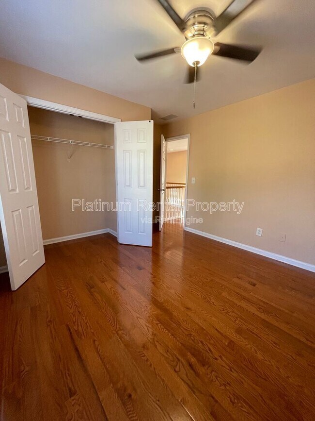 Building Photo - 2126 Malden Hill Dr