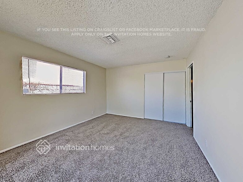 Building Photo - 6917 Matilija Ave
