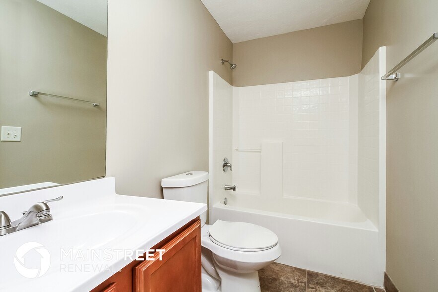 Building Photo - 245 Grovedale Trce