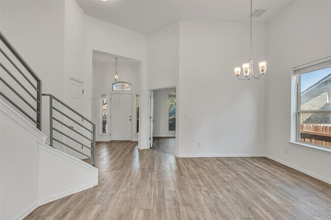 Building Photo - 620 Little Draw Ln