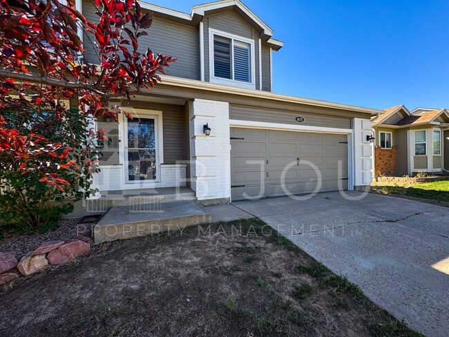 Building Photo - Beautiful Home right outside Fort Carson G...