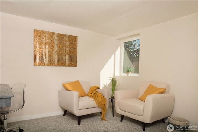 Building Photo - 4 Bed 3 Bath SFR Fully Fenced Home in Shor...