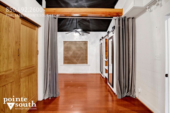 Building Photo - 18870 Highland Dr