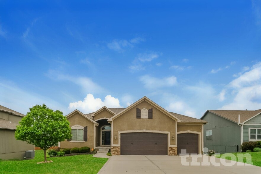 Primary Photo - 6618 NW 104th Terrace