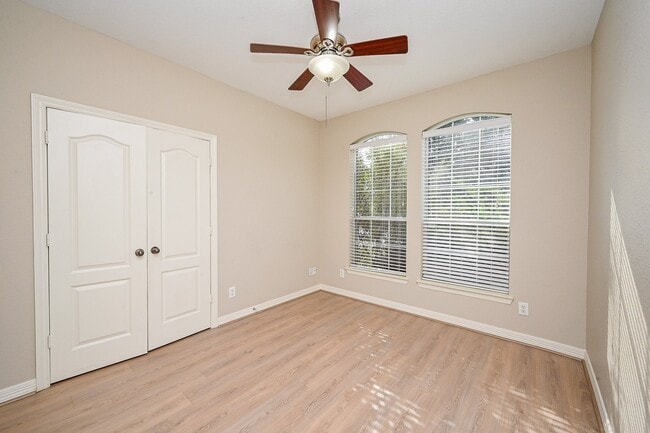 Building Photo - 7102 Casita Dr