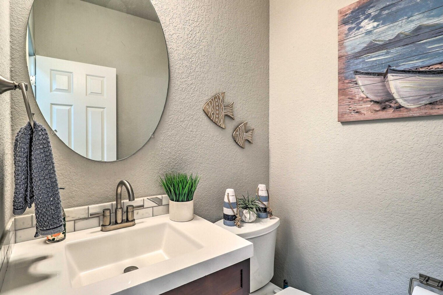 Building Photo - 21100 Santa Ana Cove