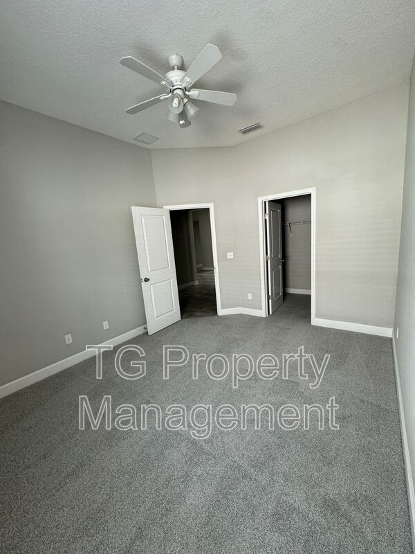 Building Photo - 370 Citrus Ridge Dr