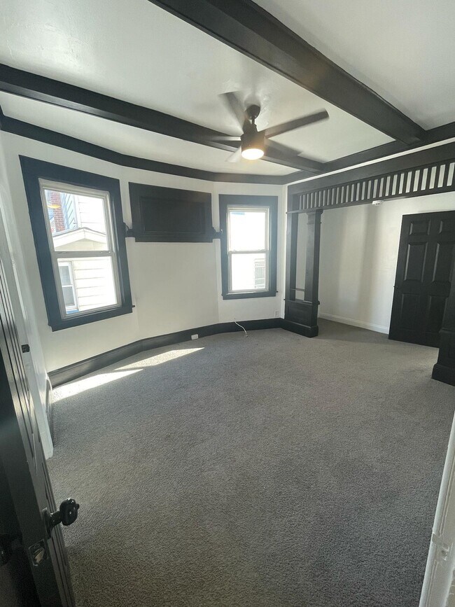 Building Photo - 114 Overlook Ave