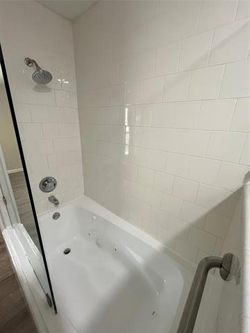 Building Photo - 826 Quinette Dr