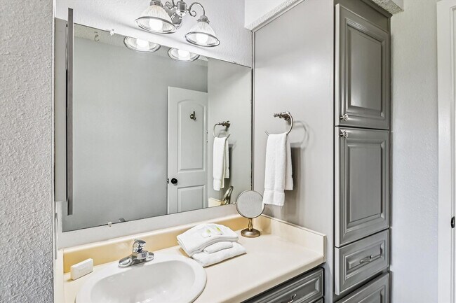 Building Photo - 17751 Panama City Beach Pkwy