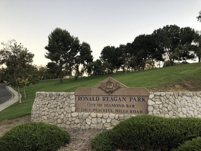 Building Photo - 20848 Quail Run Dr