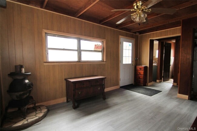 Building Photo - 35 Glanhope Rd