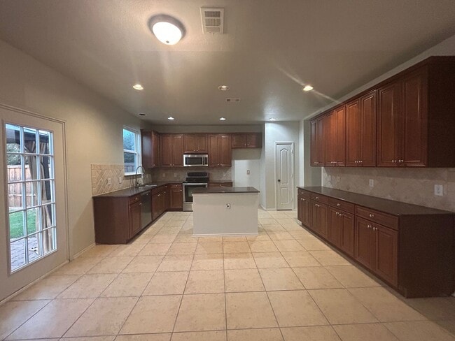 Building Photo - House For Lease McKinney