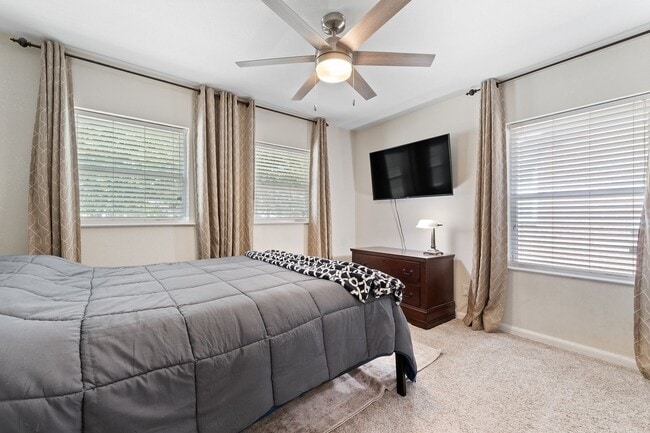 Building Photo - East Hill Gem for Rent!