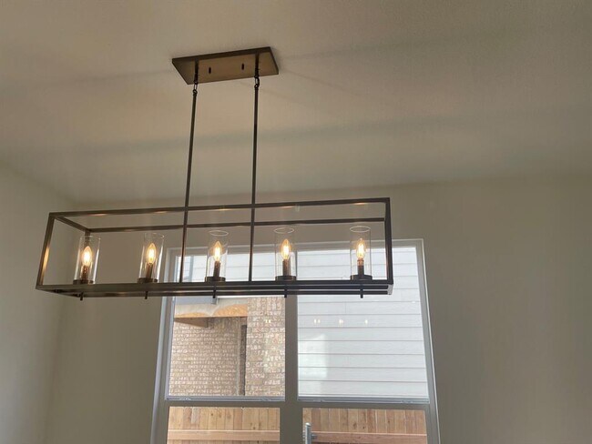 Building Photo - 12620 Anthology St