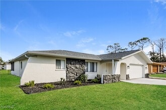 Building Photo - 1318 Arrow St