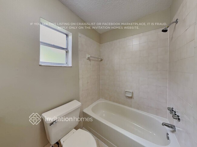 Building Photo - 14641 N Beckley Square