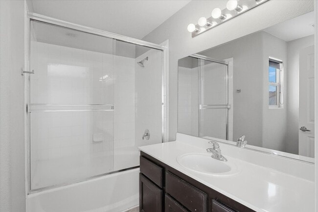 Building Photo - 7404 Celosia St