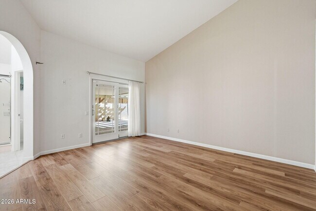 Building Photo - 1365 N Diane Cir
