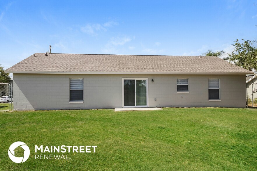 Building Photo - 313 Caen Ct