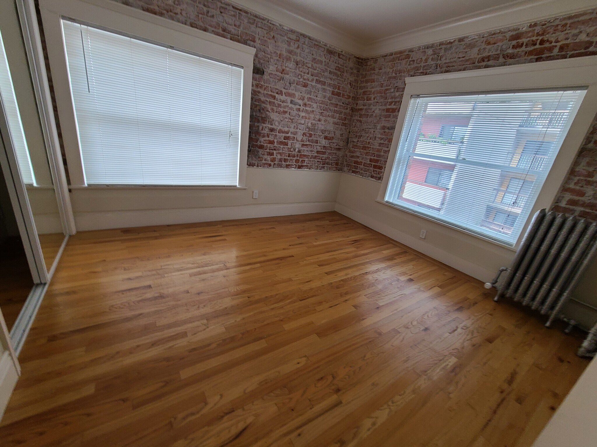 Interior Photo - Raymond Apartments