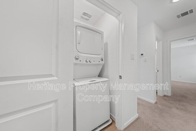 Building Photo - 12135 Floral Blossom