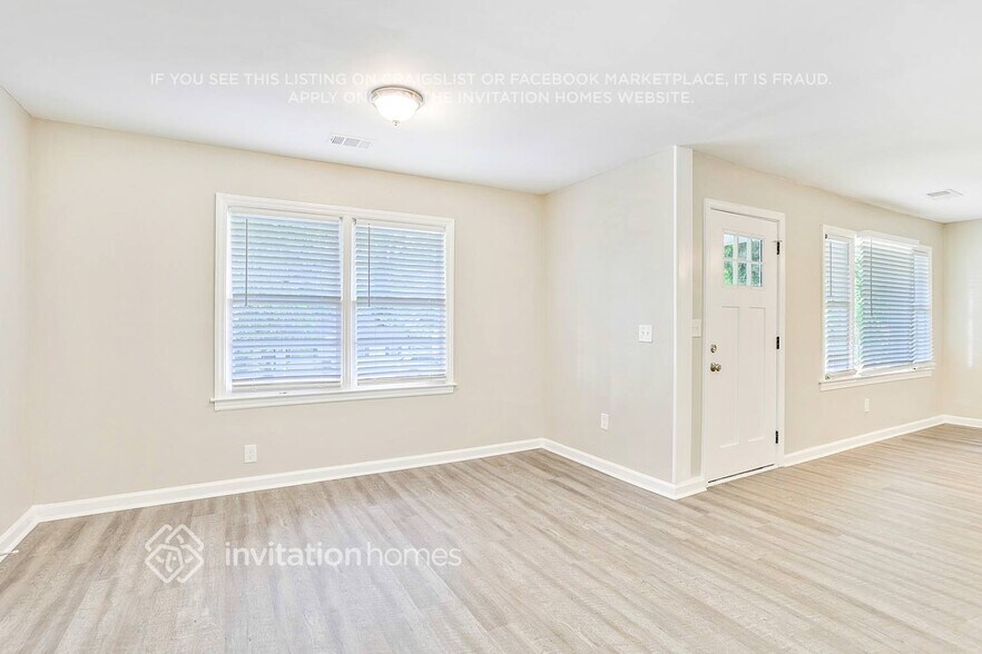 Building Photo - 329 Mount Zion Rd