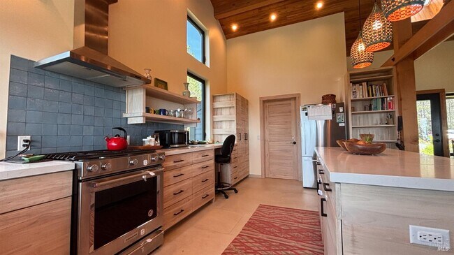 Building Photo - 34478 Iversen Rd