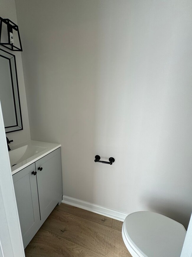 Building Photo - Yorkshire Downs Townhome