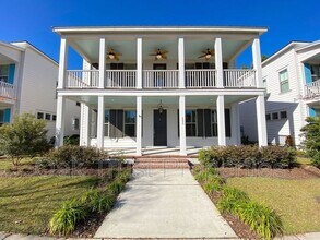 Building Photo - 225 Scholar Way