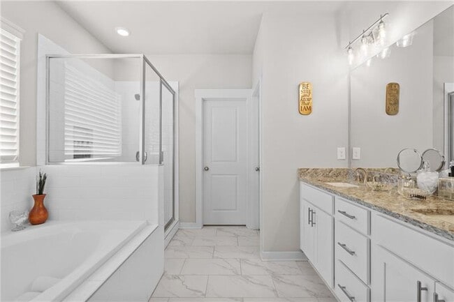 Building Photo - 4341 Links Blvd