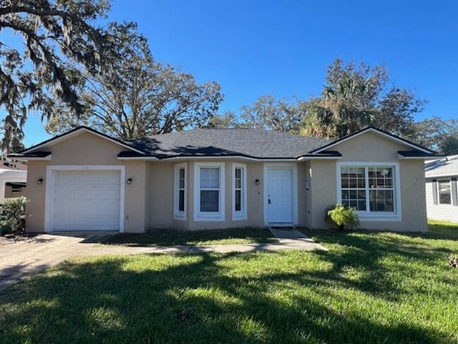 Primary Photo - 816 Grove Ave